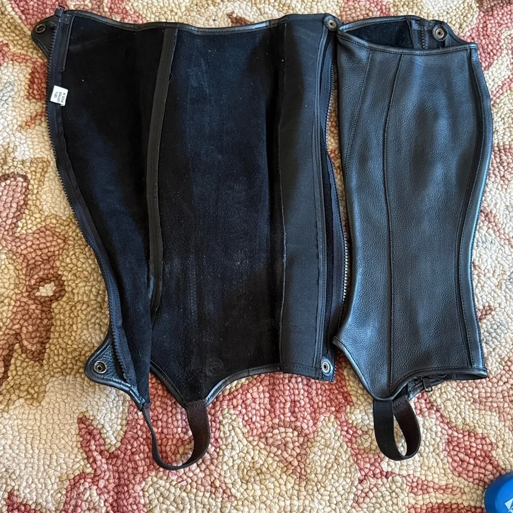 Black Leather Pet Leg Protectors - Picture 3 of 8